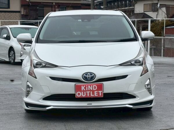 プリウス Sセーフティプラス 50前期 モデリスタフルエアロ付