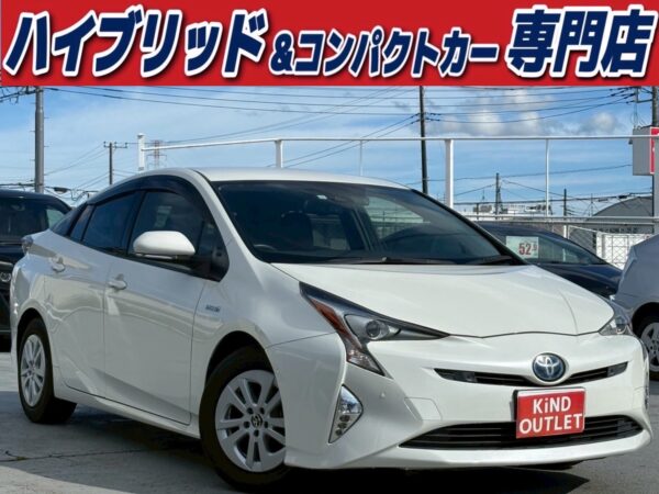 プリウス Sセーフティプラス