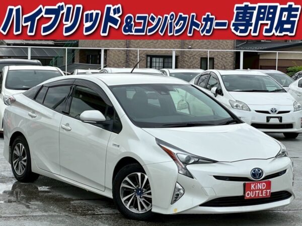 プリウス Sセーフティプラス