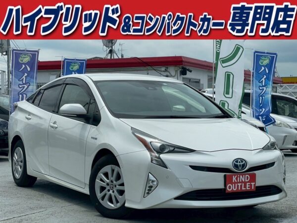 プリウス Sセーフティプラス