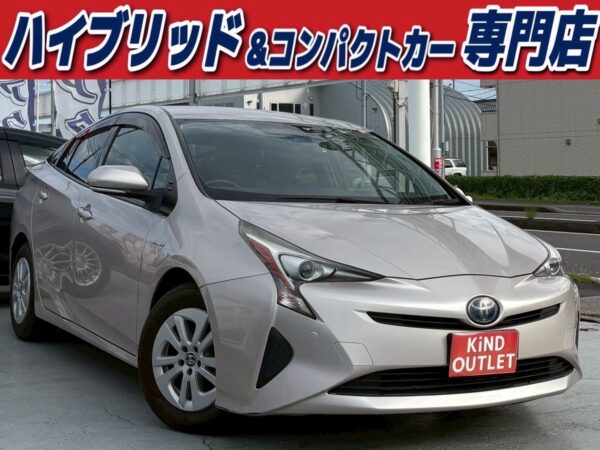 プリウス S