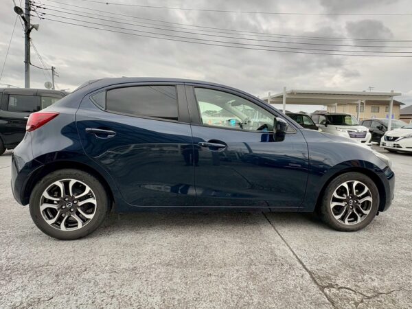 デミオ XDツーリング