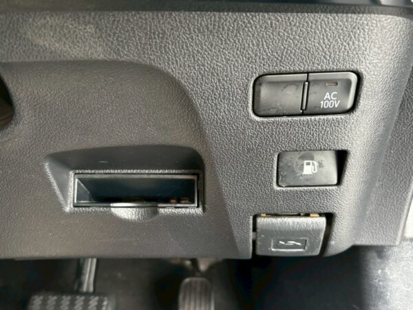 プリウス S 後期