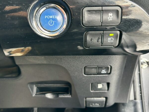 プリウス S 後期