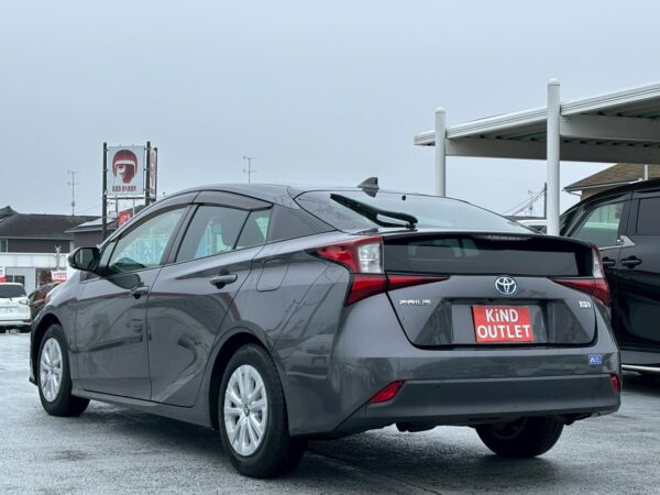 プリウス S 後期