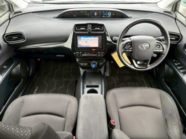 プリウス S 後期