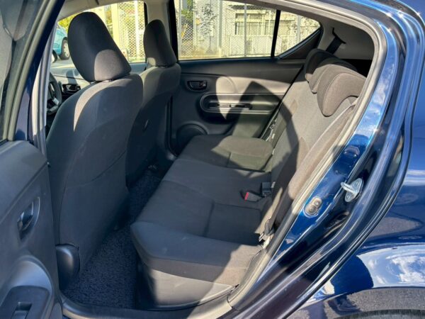 アクア Sスタイルブラック 中期