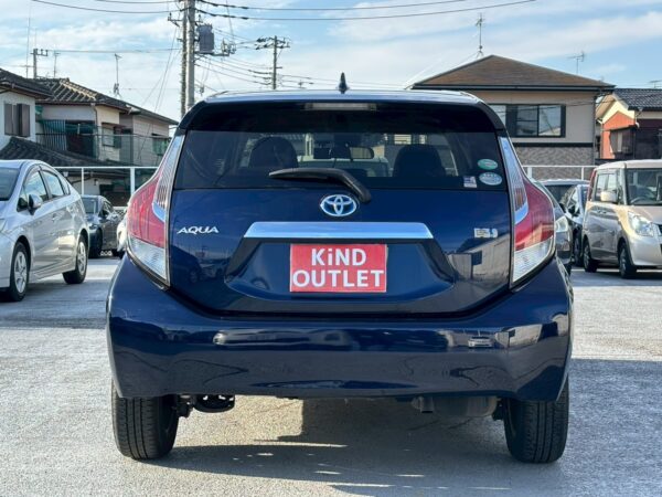 アクア Sスタイルブラック 中期