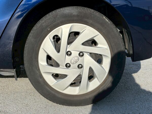 アクア Sスタイルブラック 中期