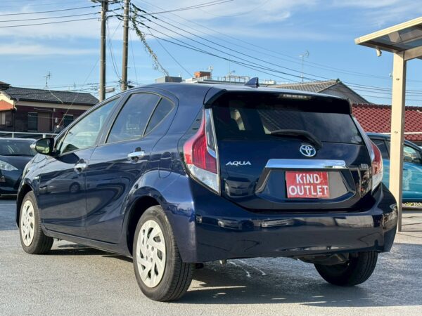 アクア Sスタイルブラック 中期