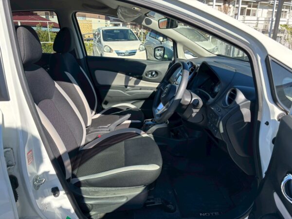 ノート e-power X 後期