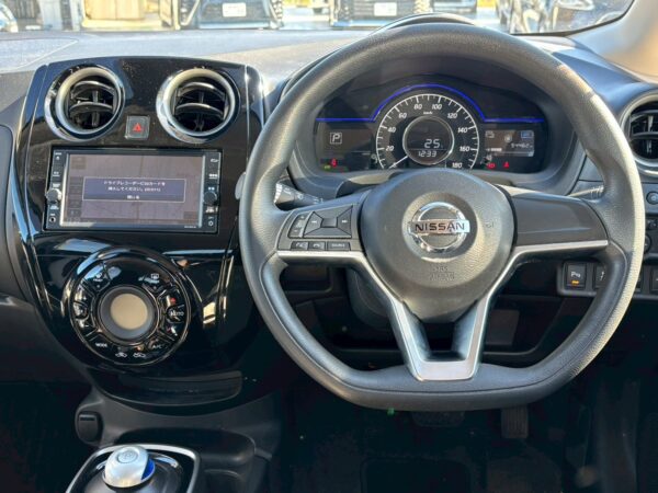 ノート e-power X 後期