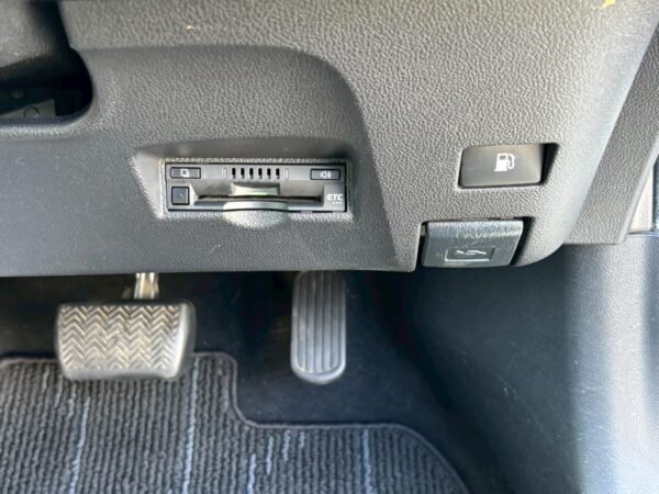 プリウス Sセーフティプラス 50前期