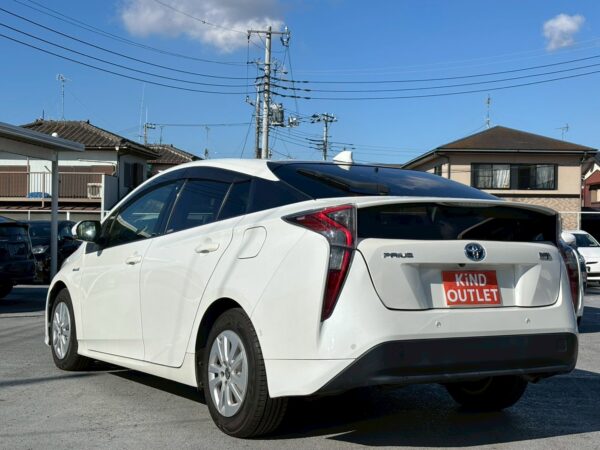 プリウス Sセーフティプラス 50前期