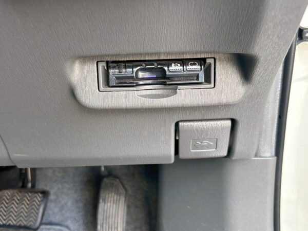 プリウス Sツーリングセレクション