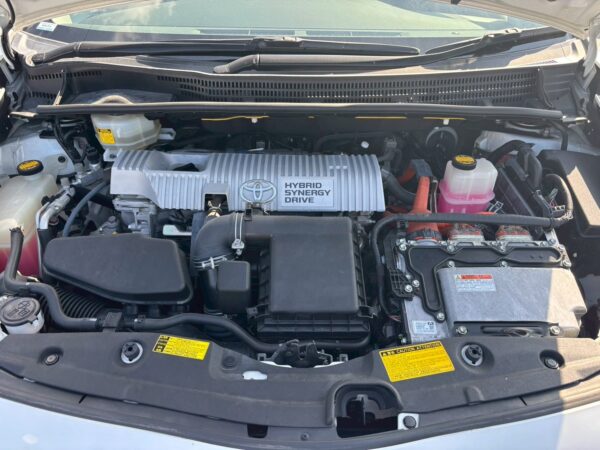 プリウス Sツーリングセレクション