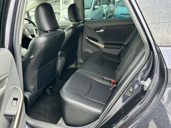 プリウス G LEDエディション