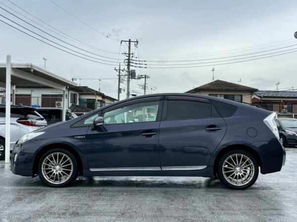 プリウス G LEDエディション