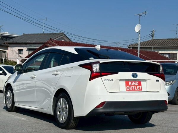 プリウス S 後期