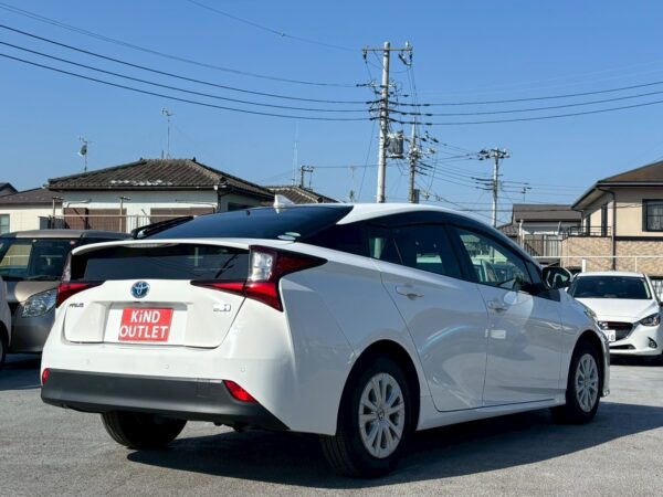 プリウス S 後期