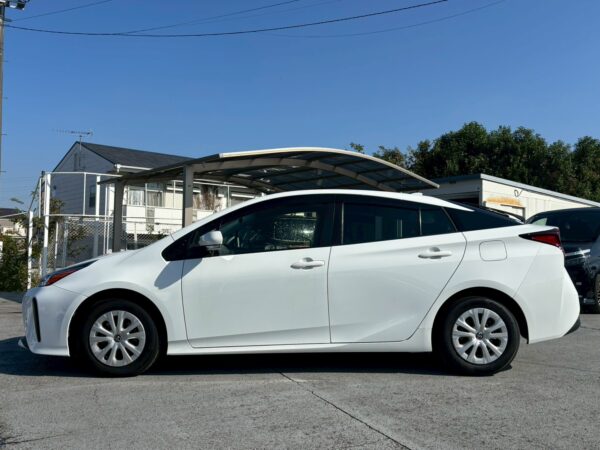 プリウス S 後期