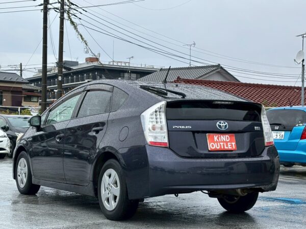 プリウス S LEDエディション