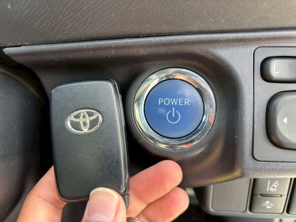 アクア Sスタイルブラック 後期