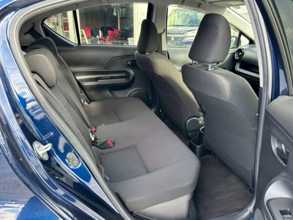 アクア Sスタイルブラック 後期