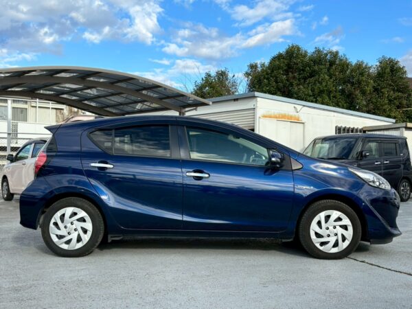 アクア Sスタイルブラック 後期