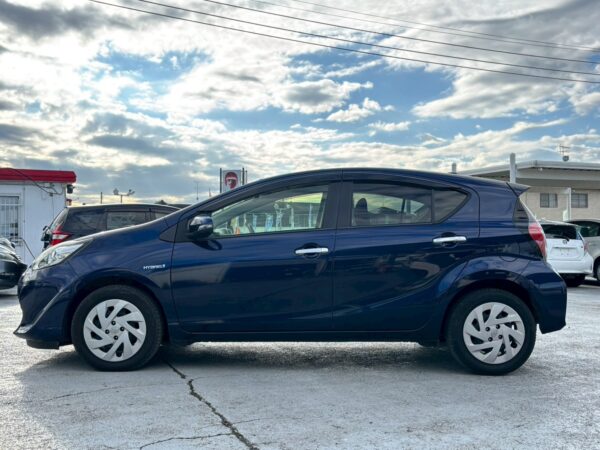 アクア Sスタイルブラック 後期