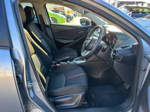 デミオ XDツーリング