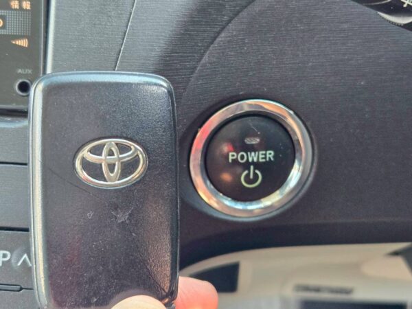 プリウス S LEDエディション 30前期