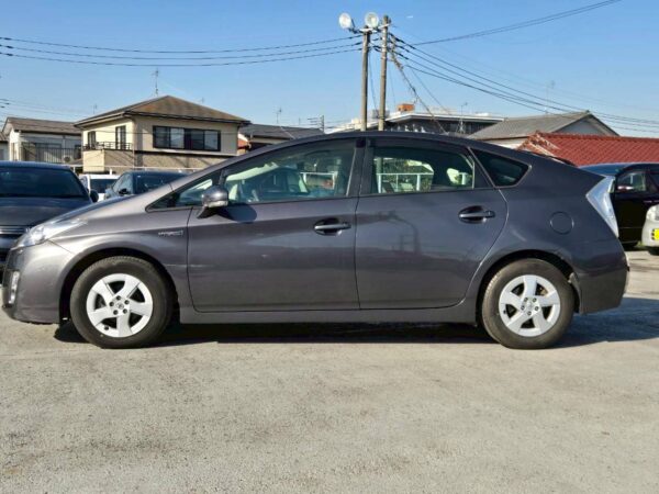 プリウス S LEDエディション 30前期