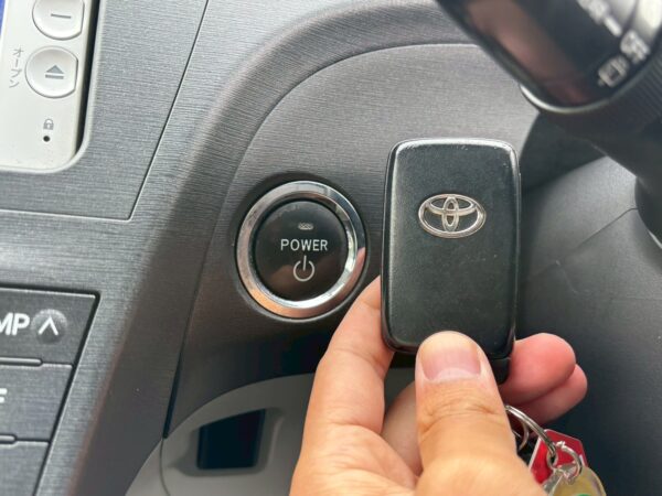 プリウス S LEDエディション 30前期