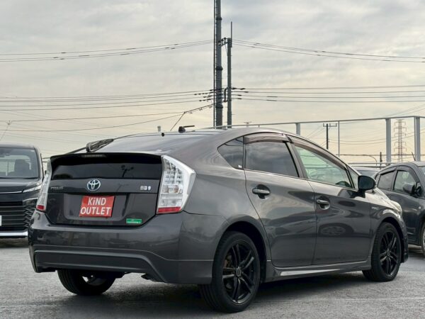 プリウス S LEDエディション 30前期