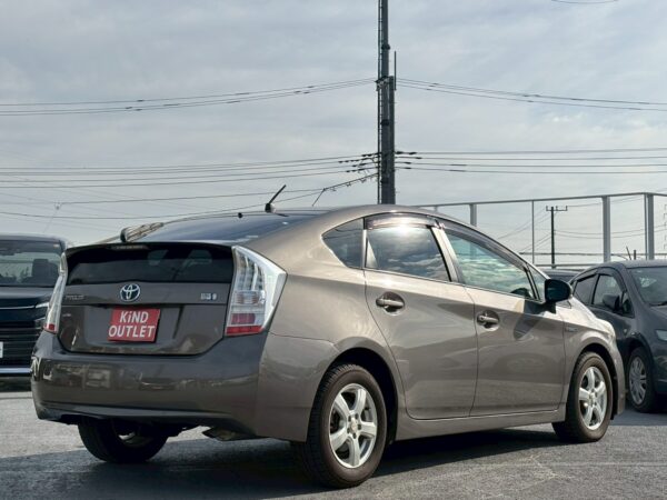 プリウス S LEDエディション 30前期