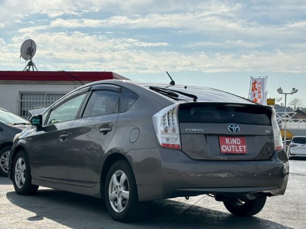 プリウス S LEDエディション 30前期