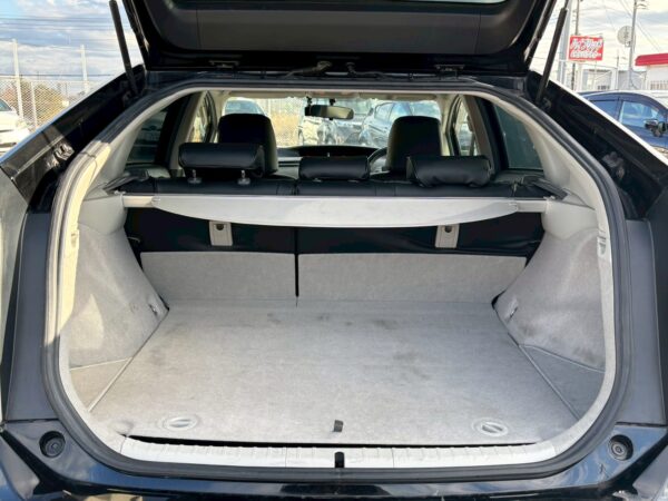 プリウス Sツーリングセレクション