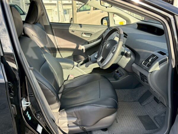 プリウス Sツーリングセレクション