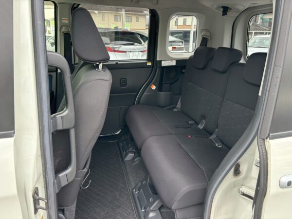 ルーミー カスタムG