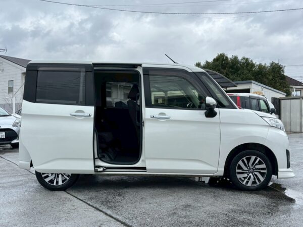 ルーミー カスタムG