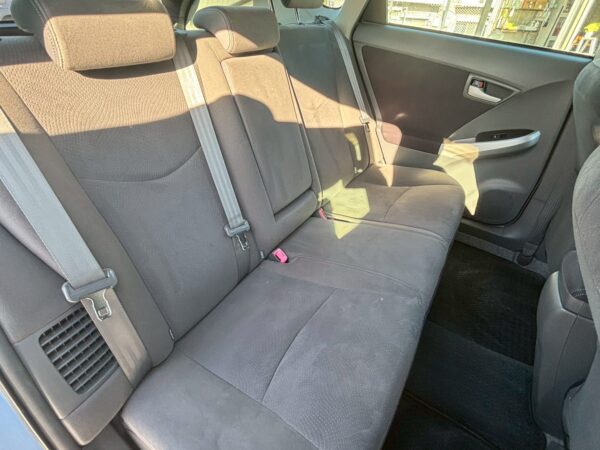 プリウス S LEDエディション