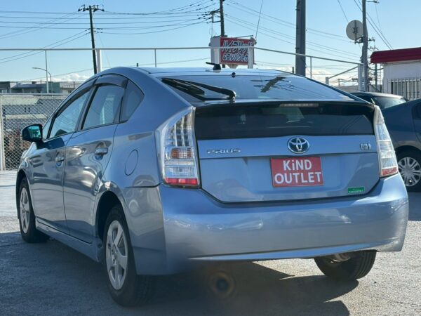 プリウス S LEDエディション