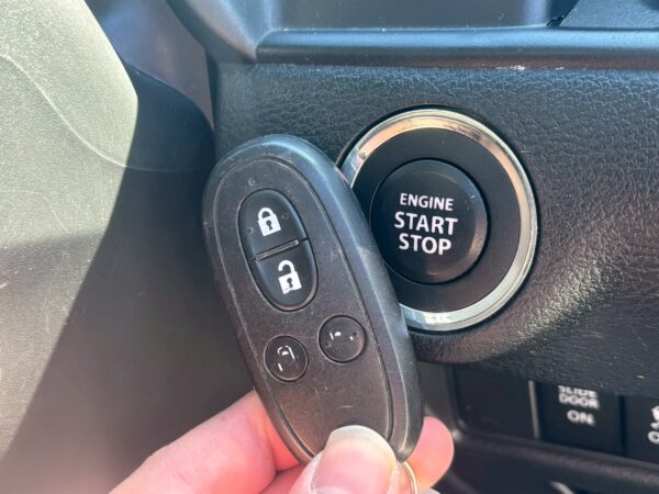 ソリオ　ハイブリッドMZ