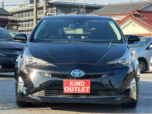 プリウス Sセーフティプラス