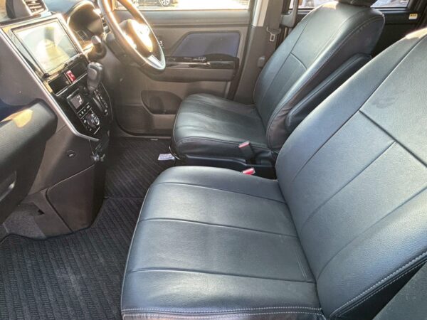 ルーミー カスタムG