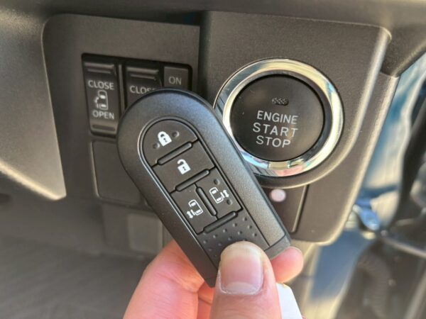 ルーミー　カスタムG