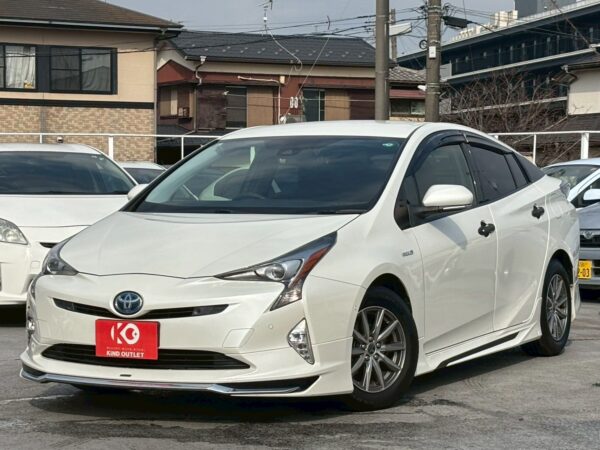 プリウス Sセーフティプラス モデリスタエアロ付