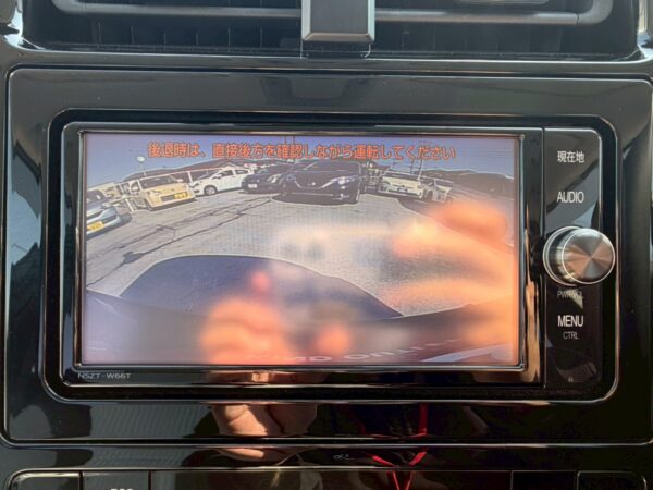 プリウス Sセーフティプラス モデリスタエアロ付