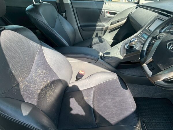 プリウス G LEDエディション